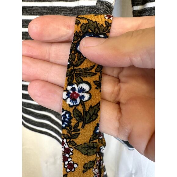 Hem & Thread Striped Pullover Knit Top Sz L with Boho Floral Side Ties Bohemian - Picture 3 of 6